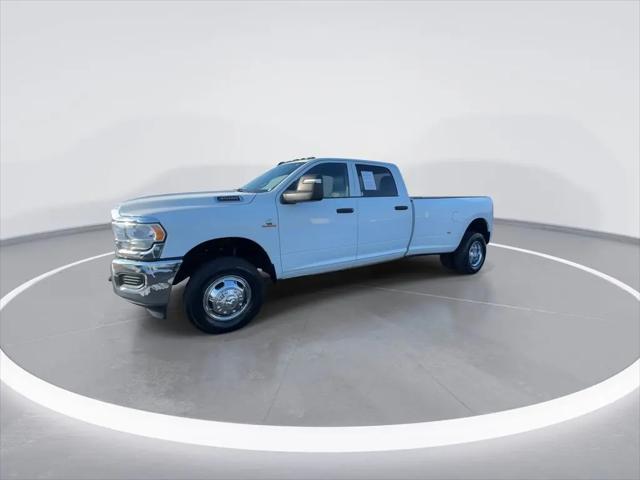 2024 Ram 3500 Tradesman Crew Cab 4x4 8' Box