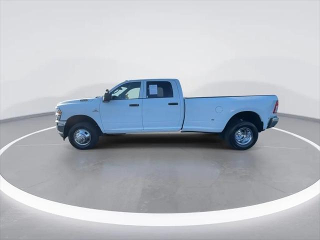 2024 Ram 3500 Tradesman Crew Cab 4x4 8' Box