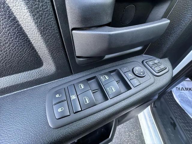 2024 Ram 3500 Tradesman Crew Cab 4x4 8' Box