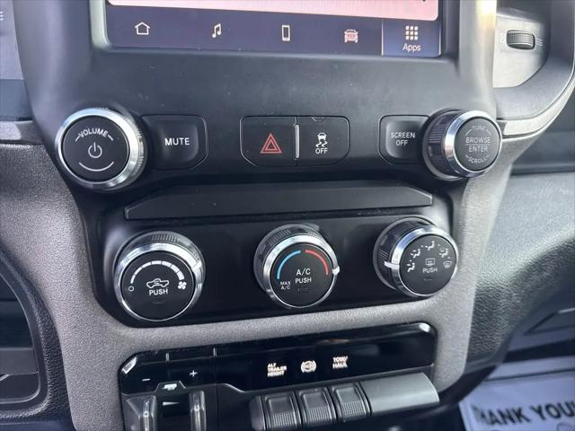 2024 Ram 3500 Tradesman Crew Cab 4x4 8' Box