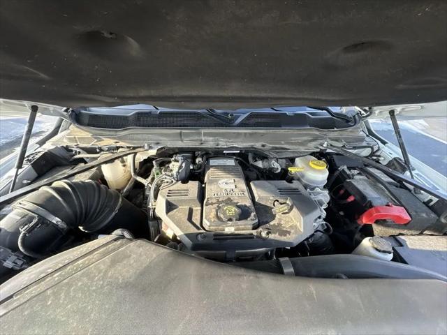 2024 Ram 3500 Tradesman Crew Cab 4x4 8' Box