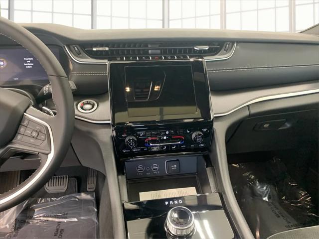 2025 Jeep Grand Cherokee L Altitude X 4x4