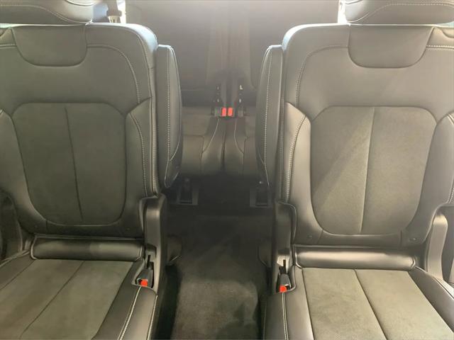2025 Jeep Grand Cherokee L Altitude X 4x4