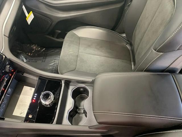 2025 Jeep Grand Cherokee L Altitude X 4x4