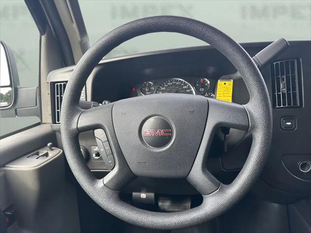 2023 GMC Savana Cargo RWD 2500 Regular Wheelbase Work Van