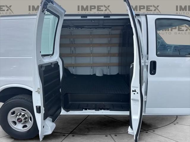 2023 GMC Savana Cargo RWD 2500 Regular Wheelbase Work Van