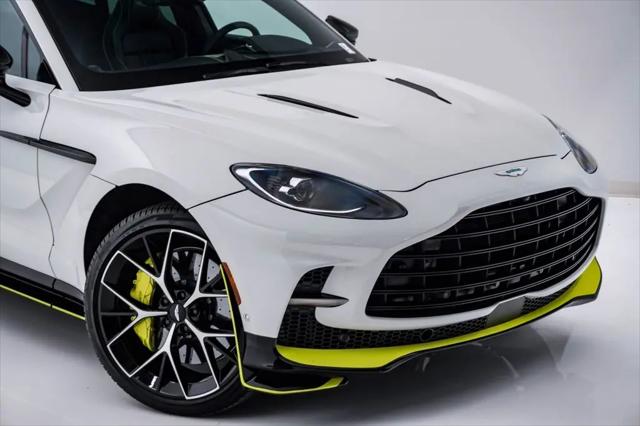 2025 Aston Martin DBX 707