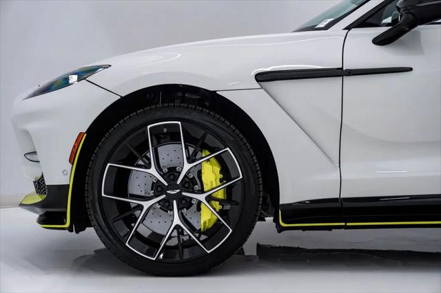 2025 Aston Martin DBX 707