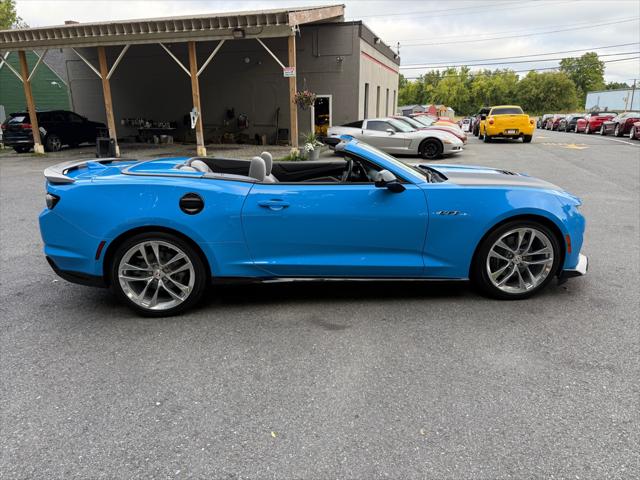 2022 Chevrolet Camaro RWD Convertible LT1