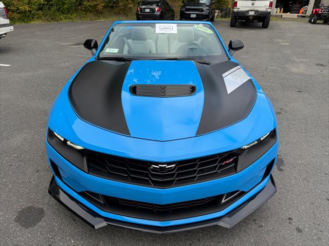 2022 Chevrolet Camaro RWD Convertible LT1