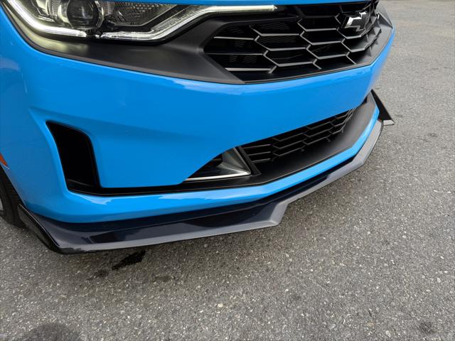 2022 Chevrolet Camaro RWD Convertible LT1