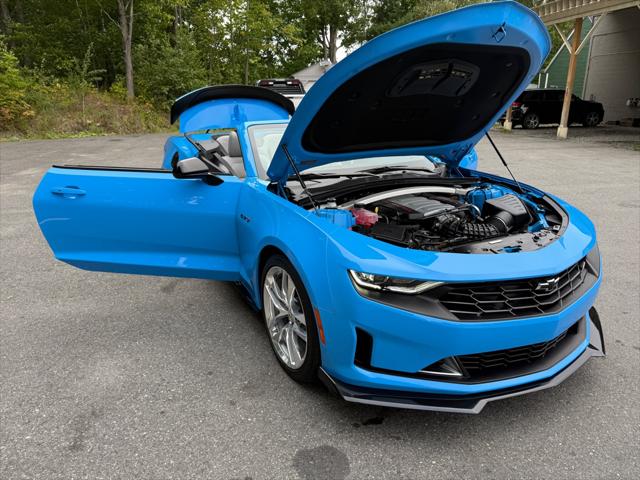 2022 Chevrolet Camaro RWD Convertible LT1