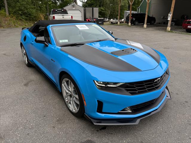 2022 Chevrolet Camaro RWD Convertible LT1