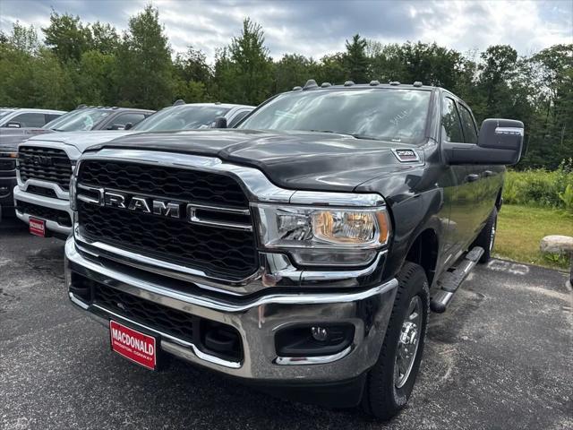 2024 RAM Ram 2500 RAM 2500 TRADESMAN CREW CAB 4X4 8 BOX