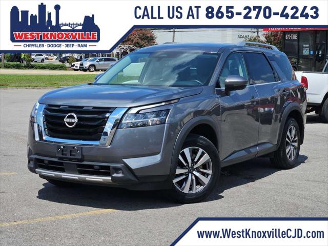 2022 Nissan Pathfinder SL 4WD