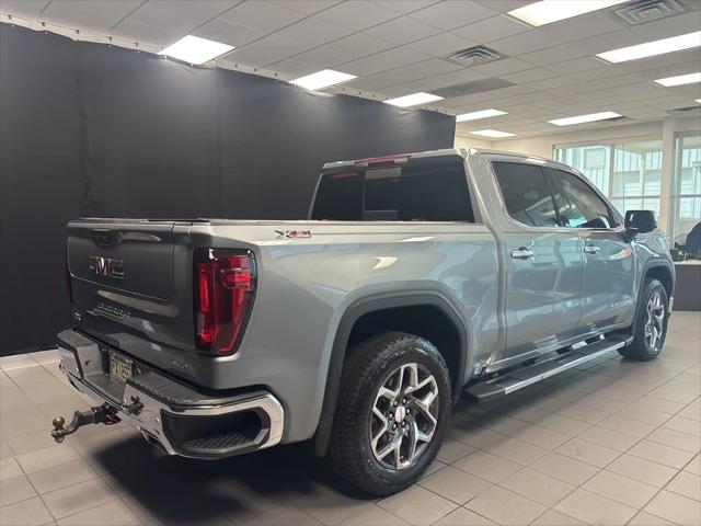 2024 GMC Sierra 1500 4WD Crew Cab Short Box SLT