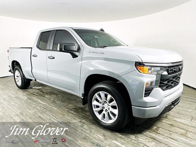 2025 Chevrolet Silverado 1500 4WD Double Cab Standard Bed Custom