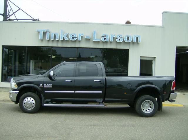 2018 RAM 3500 Laramie Crew Cab 4x4 8 Box