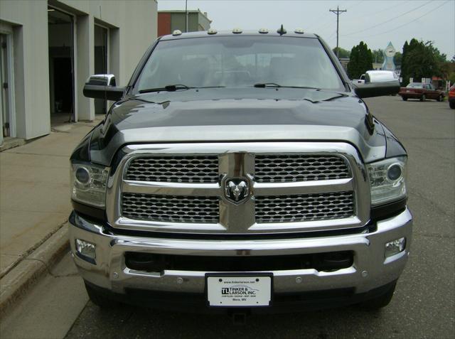 2018 RAM 3500 Laramie Crew Cab 4x4 8 Box