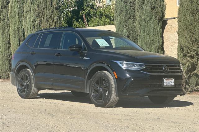 2024 Volkswagen Tiguan 2.0T SE R-Line Black