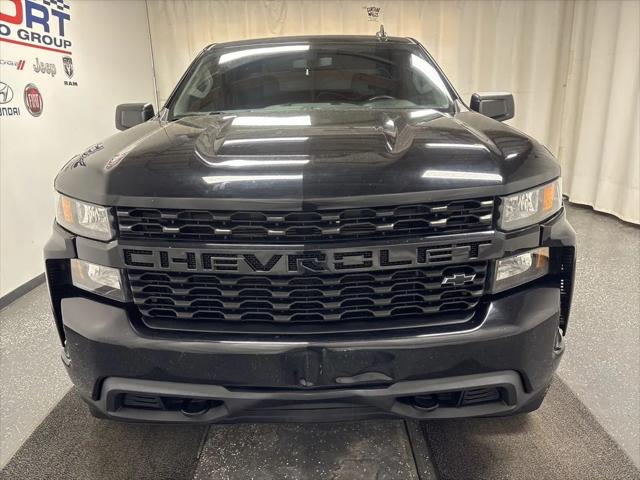 2020 Chevrolet Silverado 1500 4WD Crew Cab Standard Bed Custom 2020 Chevrolet Silverado 1500 4WD Crew Cab Standard Bed Custom