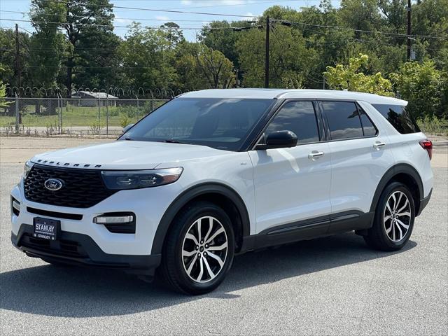 2022 Ford Explorer ST-Line