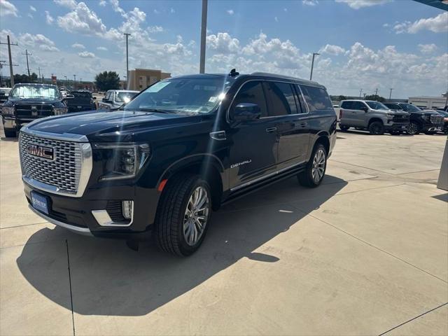 2022 GMC Yukon XL 4WD Denali