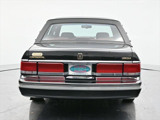 1990 Lincoln Continental Signature