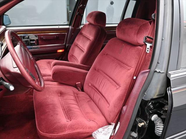 1990 Lincoln Continental Signature