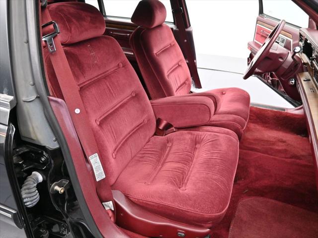1990 Lincoln Continental Signature