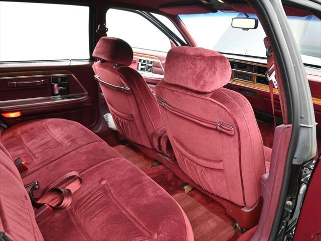 1990 Lincoln Continental Signature