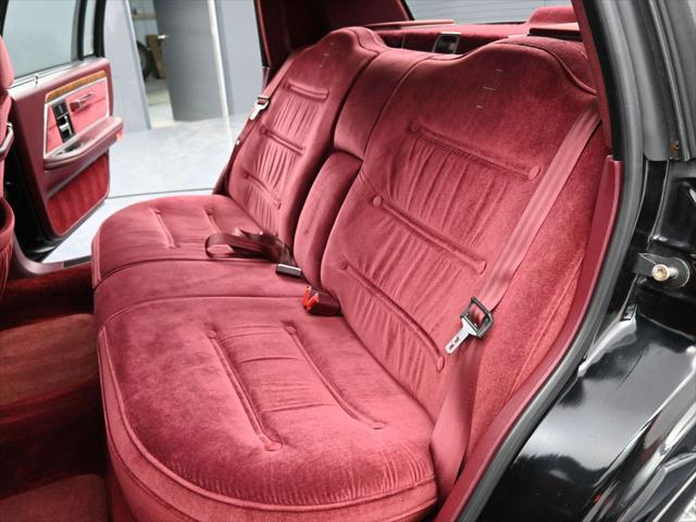 1990 Lincoln Continental Signature