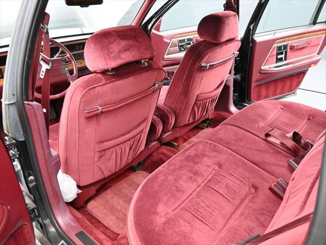 1990 Lincoln Continental Signature