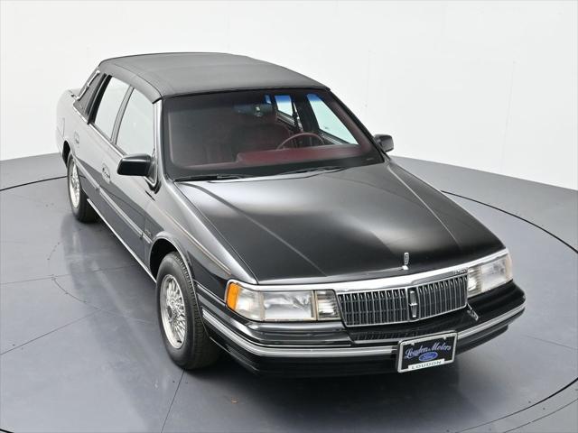 1990 Lincoln Continental Signature