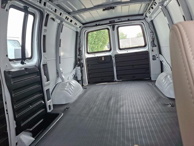 2025 Chevrolet Express Cargo Van RWD 3500 Regular Wheelbase WT