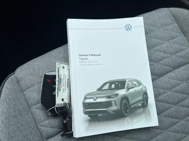 2025 Volkswagen Tiguan 2.0T S