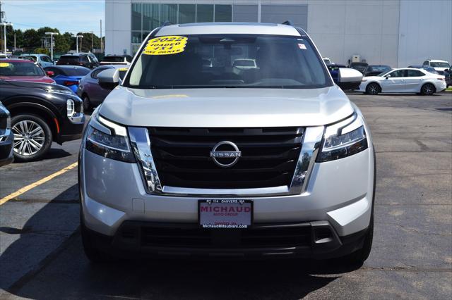 2022 Nissan Pathfinder SV 4WD
