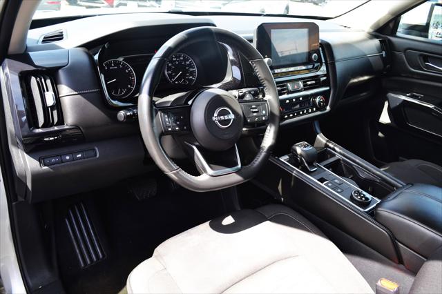 2022 Nissan Pathfinder SV 4WD