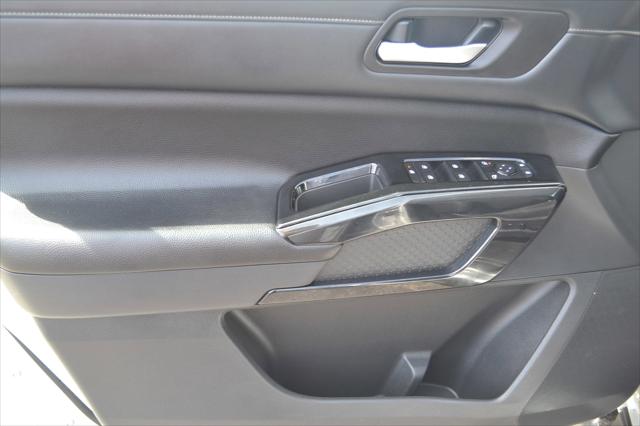 2022 Nissan Pathfinder SV 4WD