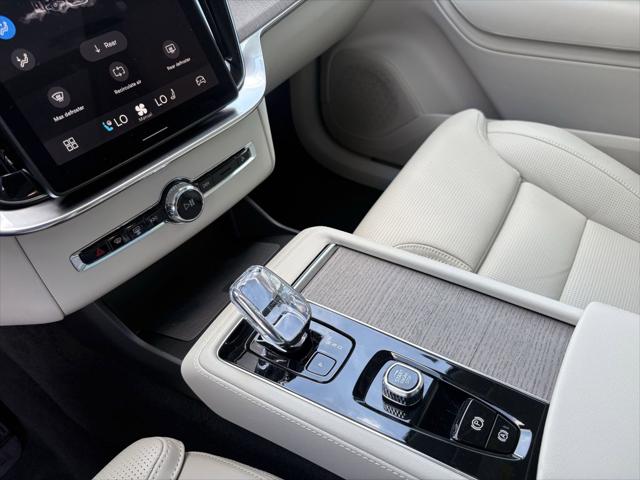 2026 Volvo XC90 B6 Ultra 7-Seater