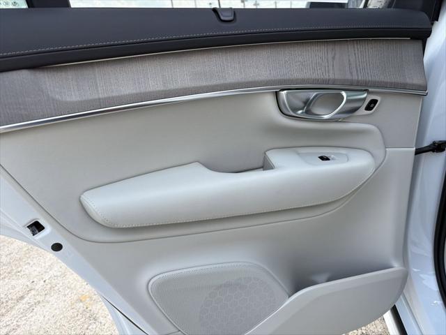 2026 Volvo XC90 B6 Ultra 7-Seater