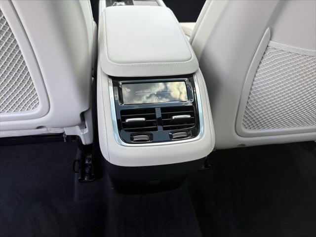 2026 Volvo XC90 B6 Ultra 7-Seater