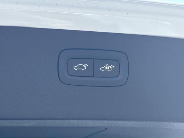 2026 Volvo XC90 B6 Ultra 7-Seater