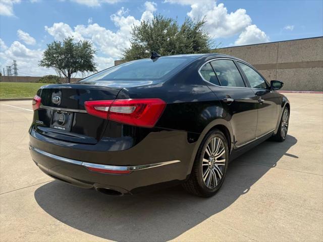 Used 2014 Kia Cadenza For Sale in Addison, TX