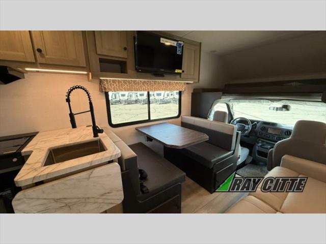 2026 Ford E-450 Cutaway Unknown