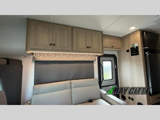 2026 Ford E-450 Cutaway Unknown