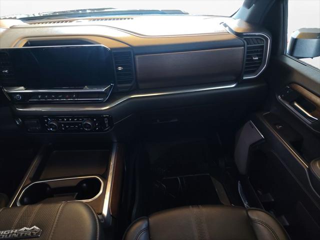 2024 Chevrolet Silverado 2500HD 4WD Crew Cab Standard Bed High Country