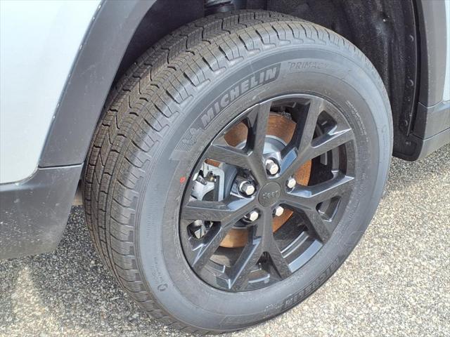 2025 Jeep Grand Cherokee L Altitude X 4x4