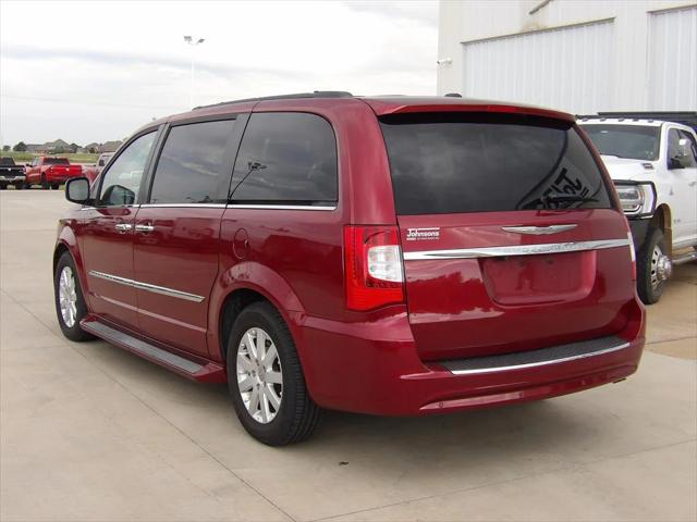 2012 Chrysler Town and Country Touring-L