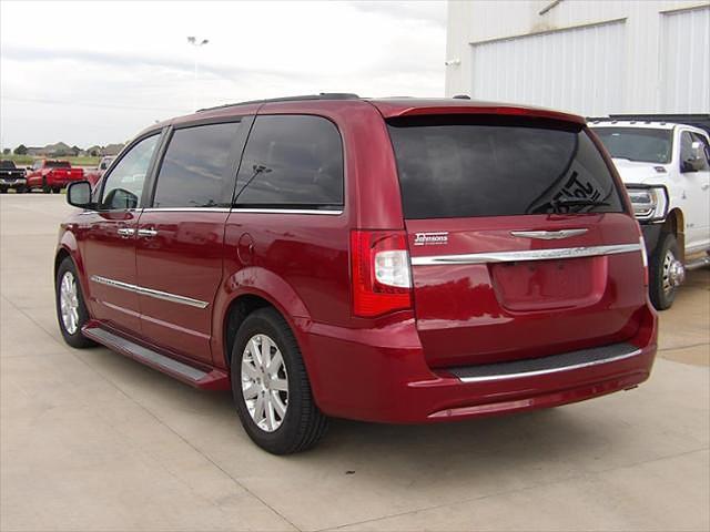 2012 Chrysler Town and Country Touring-L